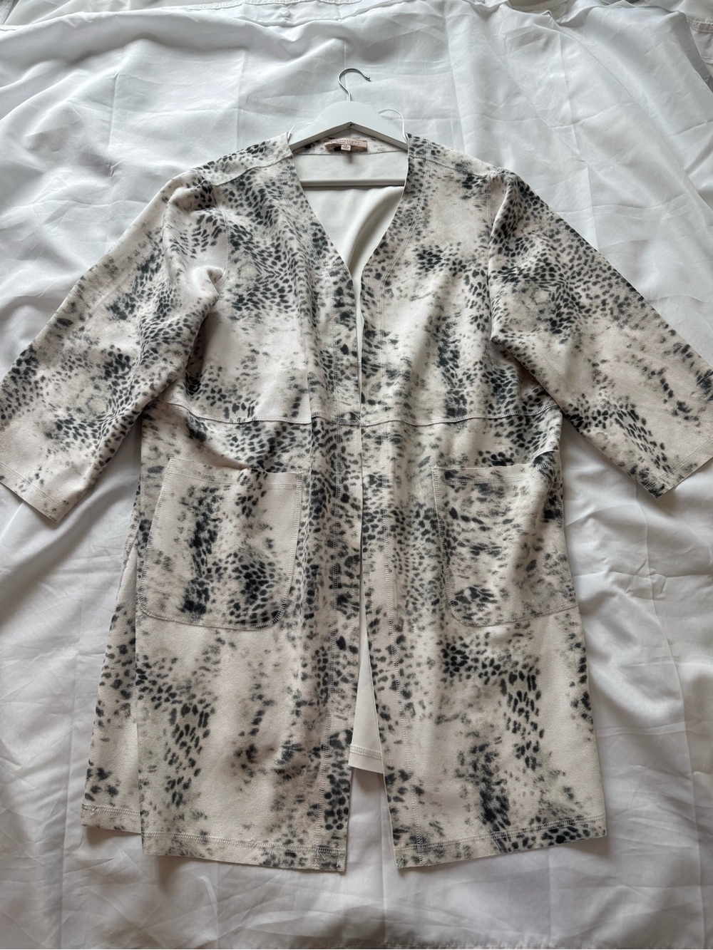 Philosophy Cream and Black Animal-Print Open Front Trench Coat